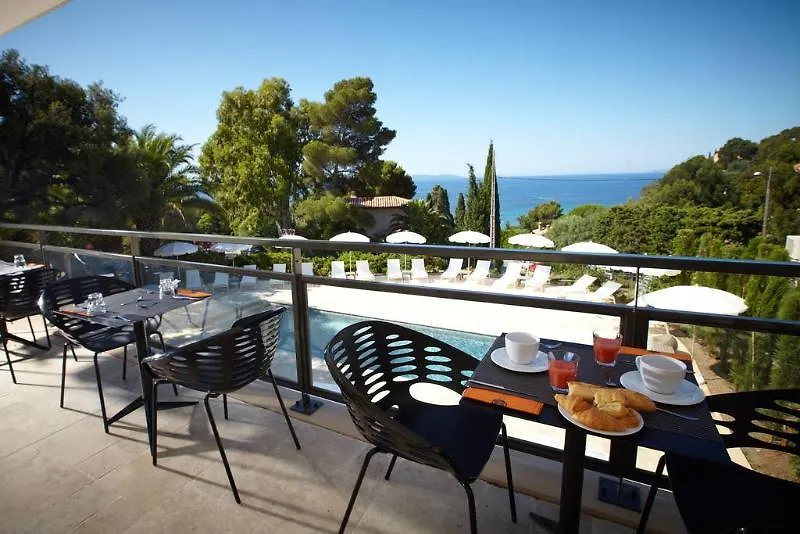 Hotel Les Terrasses du Bailli à Le Le Rayol-Canadel-sur-Mer